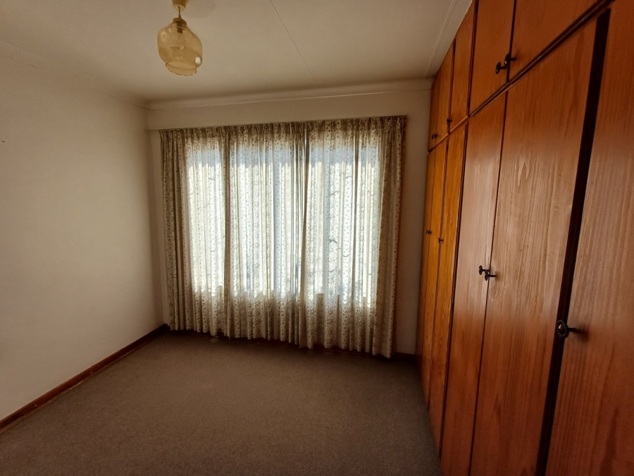 3 Bedroom Property for Sale in Langenhovenpark Free State
